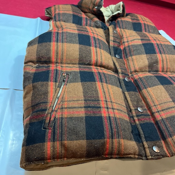 Gordon & Ferguson Field & Stream DOWN PUFFER VEST BROWN BLACK Plaid Reversible L - Picture 13 of 16